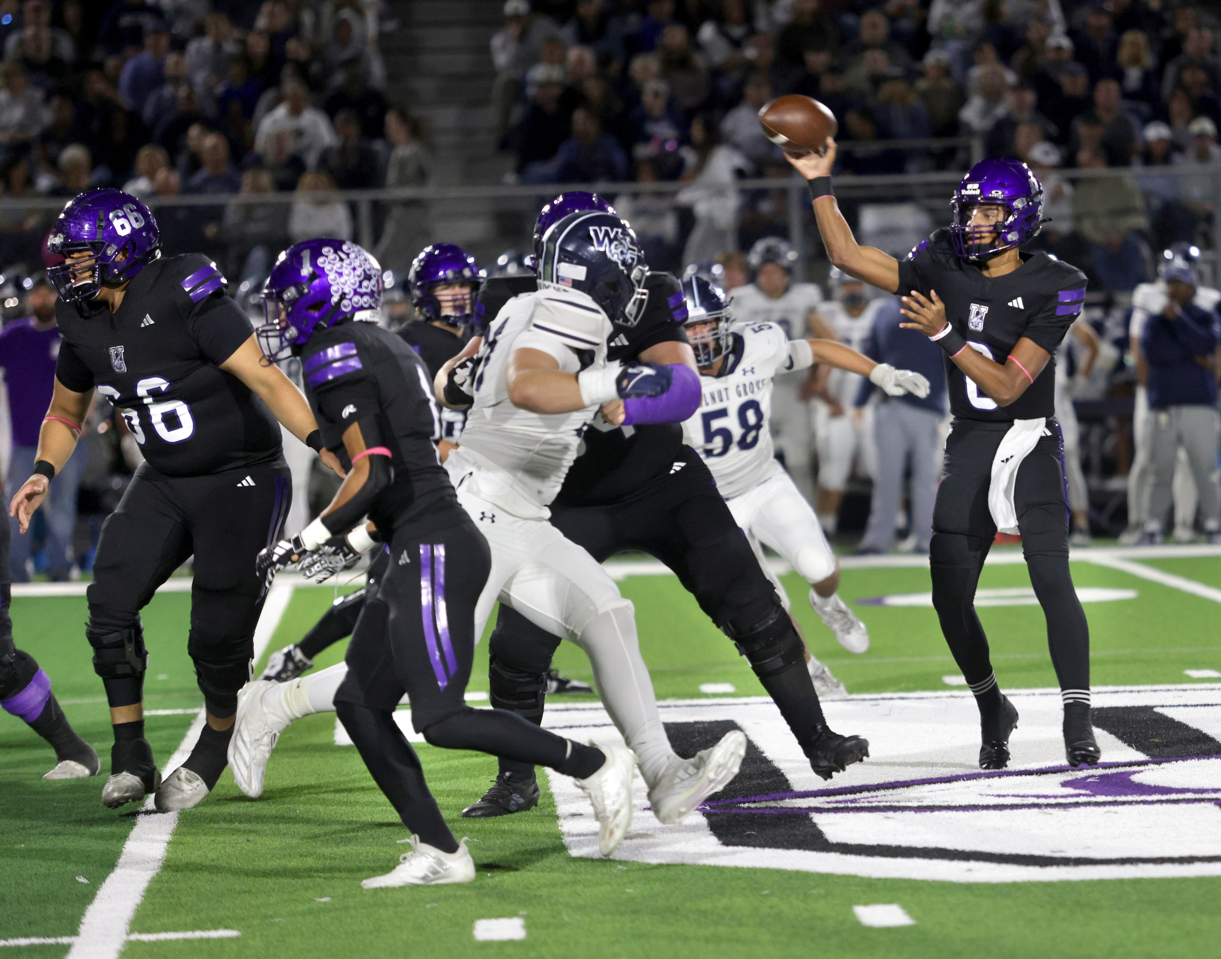 Anna player #8 Ziondre Williams throws the ball during the Prosper Walnut Grove High School...