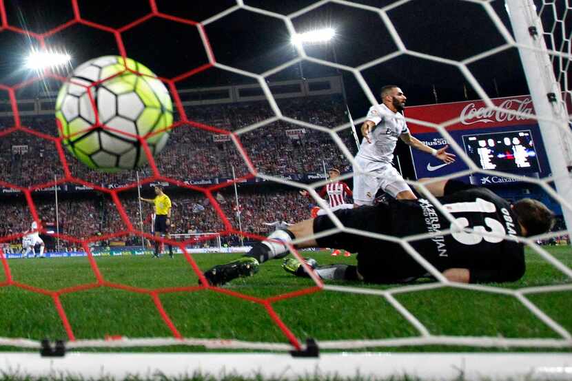 Karim Benzema y el Real Madrid se medirán al PSG en la tercera fecha de la Champions League....