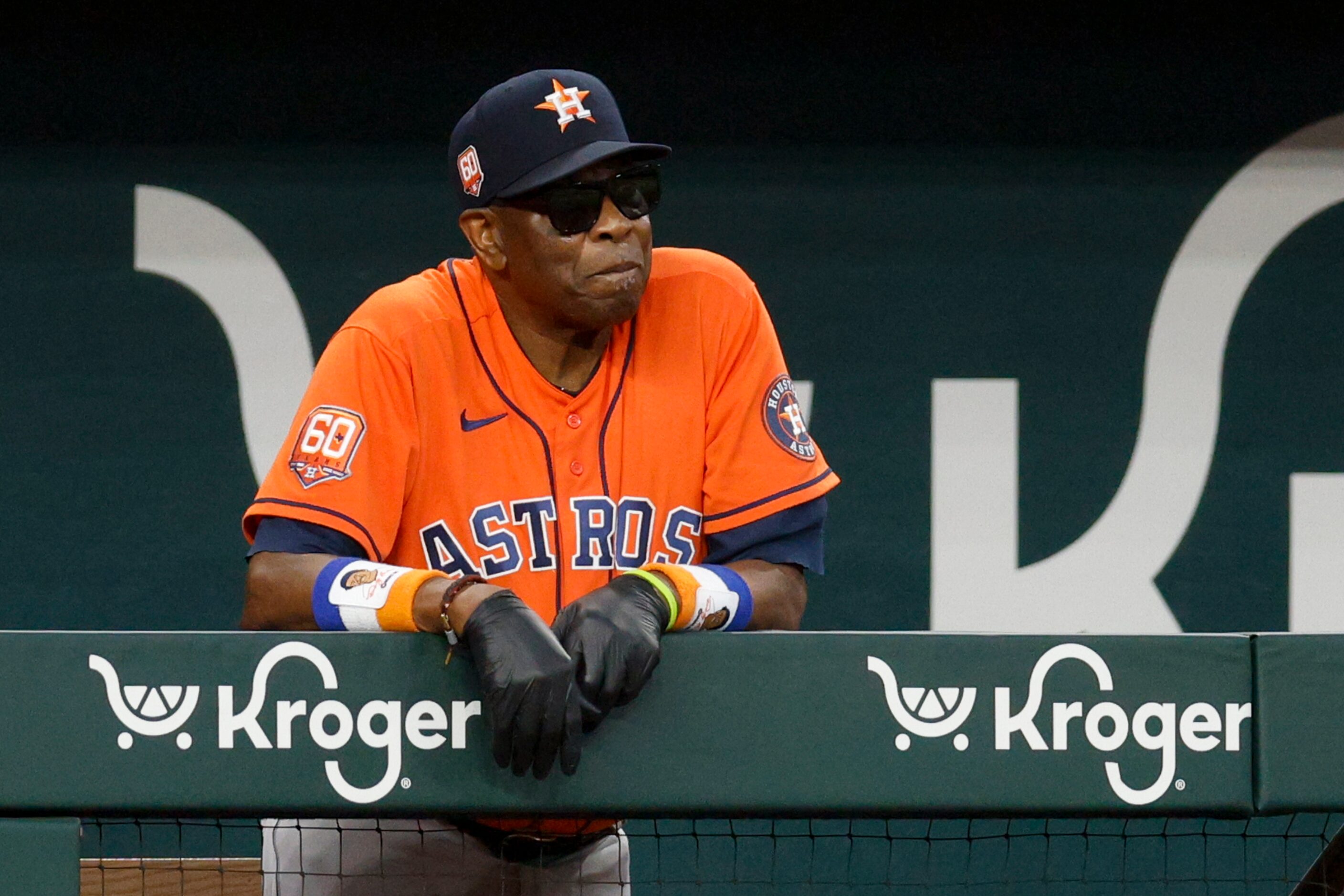 Houston Astros manager Dusty Baker Jr. (12) watches a game against the Texas Rangers at...