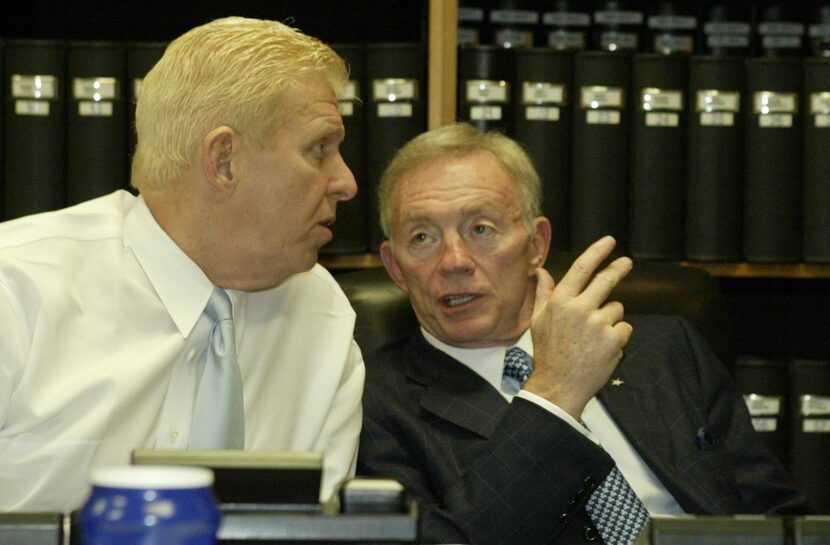 Dallas Cowboys owner Jerry Jones and coach Bill Parcells discuss potential draft choices...