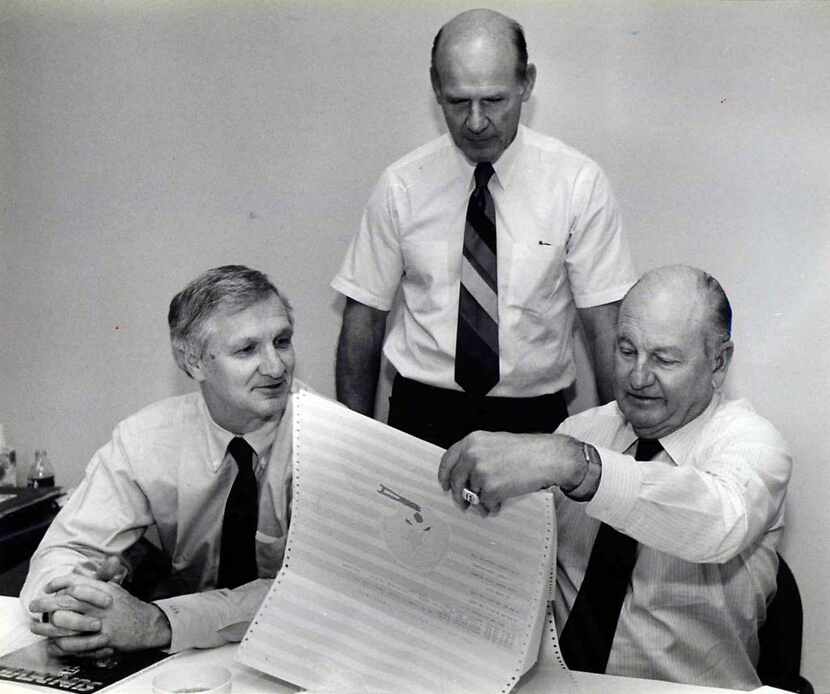 Shot April 29, 1986 - Dallas Cowboys officials Gil Brandt (from left), Tom Landry and Tex...