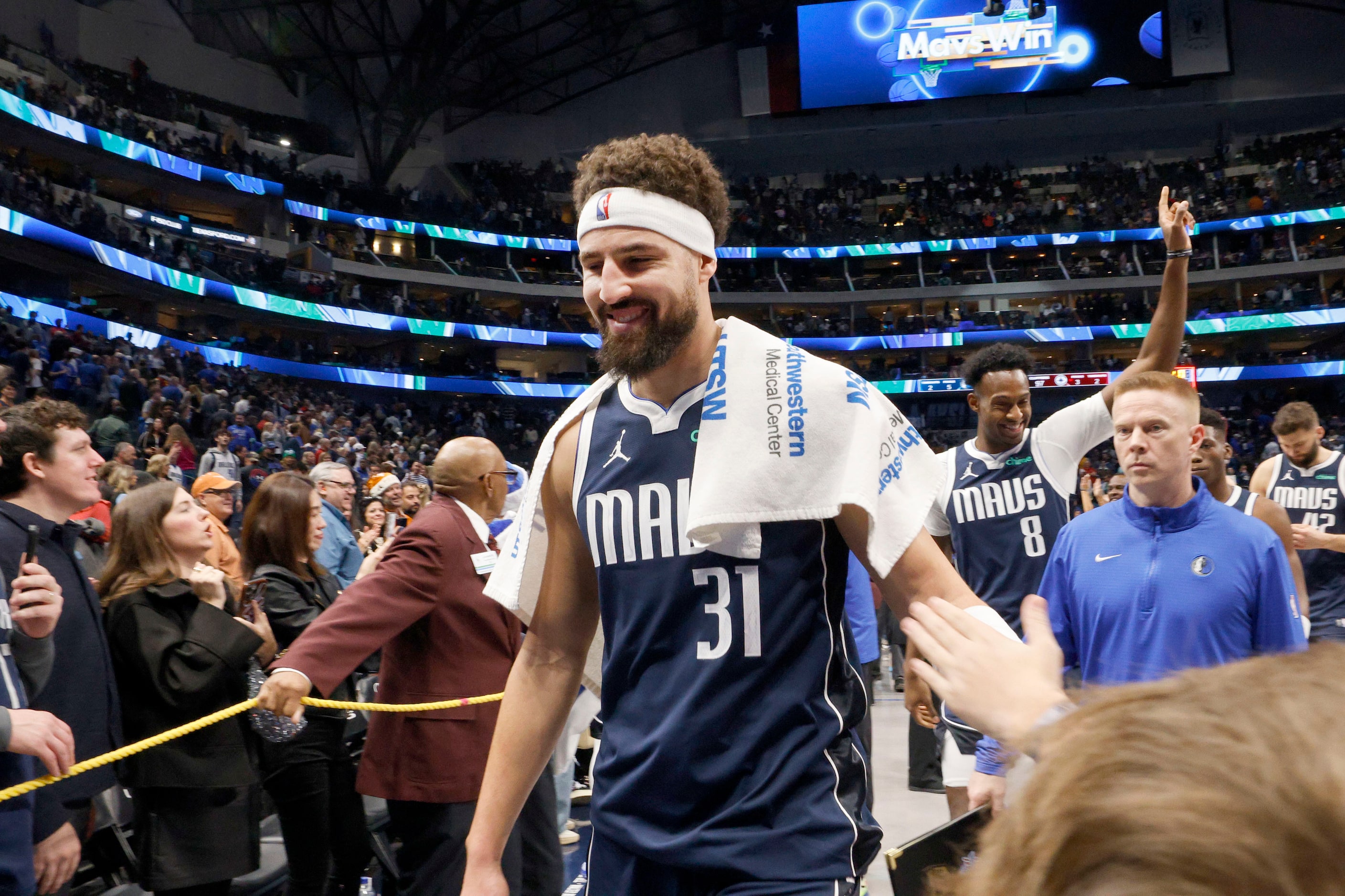 Dallas Mavericks guard Klay Thompson (31) leaves the court after their 113-97 victory...