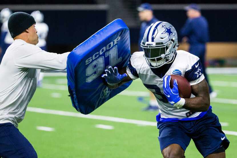 Dallas Cowboys wide receiver Dez Bryant (88) runs a drill during practice on Friday, January...