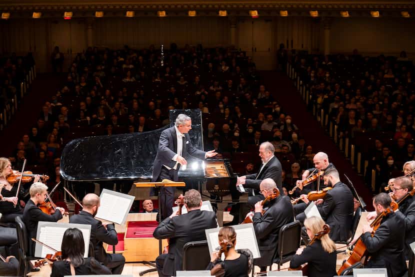 Pianist Garrick Ohlsson joins music director Fabio Luisi and the Dallas Symphony Orchestra...