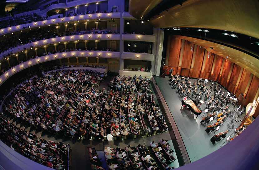 Rachel Cheung from Hong Kong performs with conductor Leonard Slatkin and the Fort Worth...