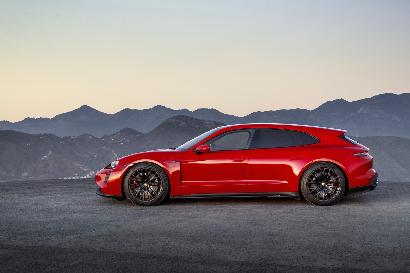Porsche Taycan GTS Sport Turismo is a best-in-class speedwagon with  911-like takeoff