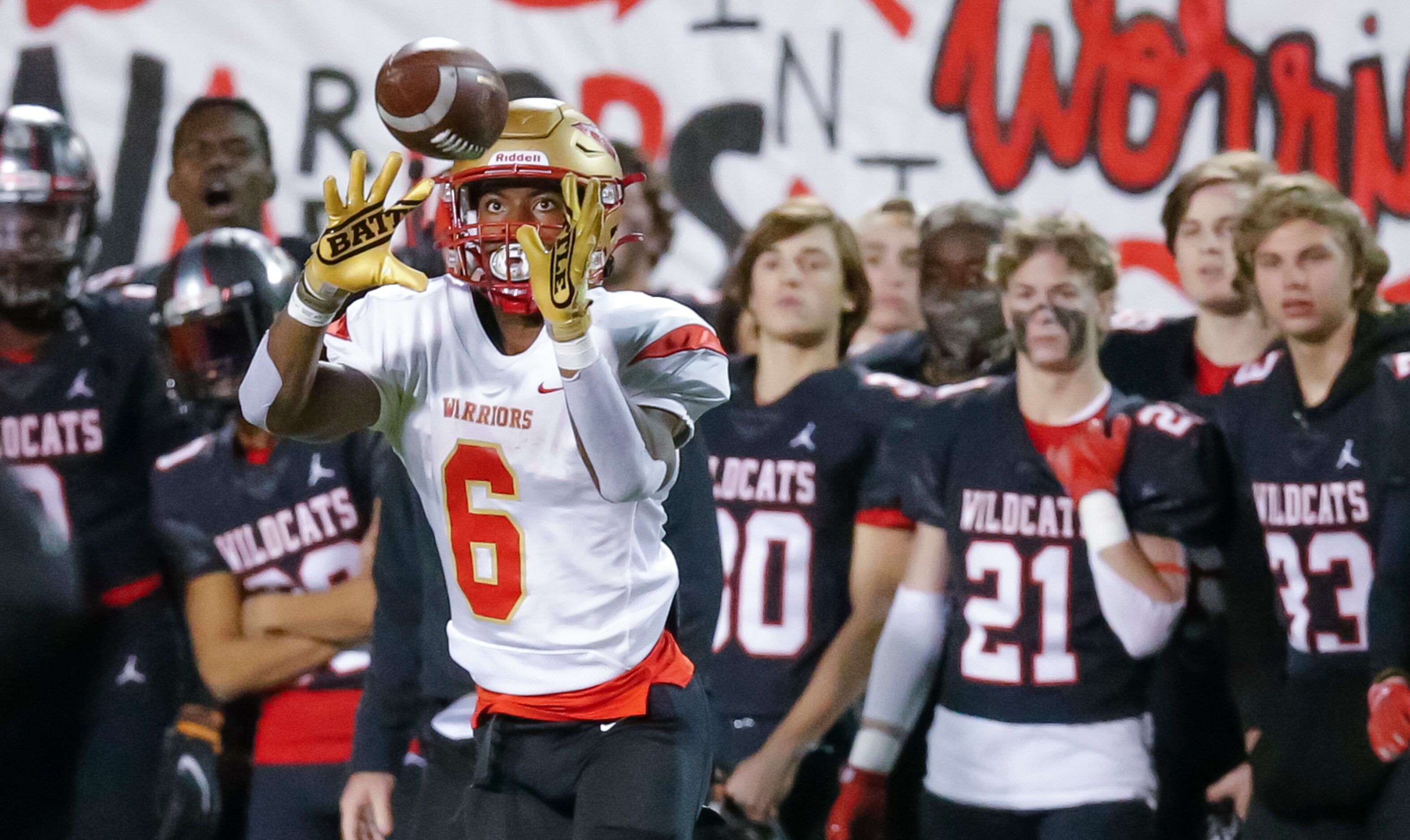 South Grand Prairie junior running back AJ Newberry (6) catches a pass during the first half...