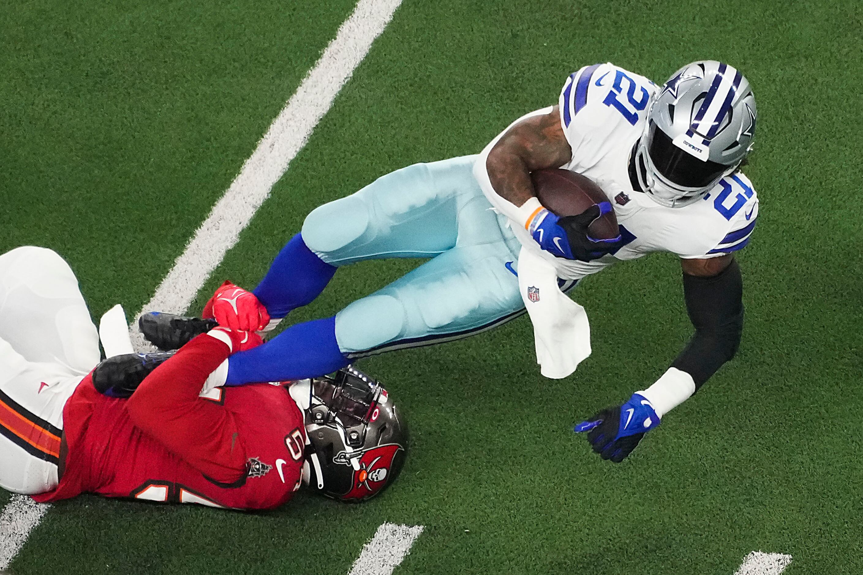 Ezekiel Elliott revives Cowboys' dormant running game with best performance  in months