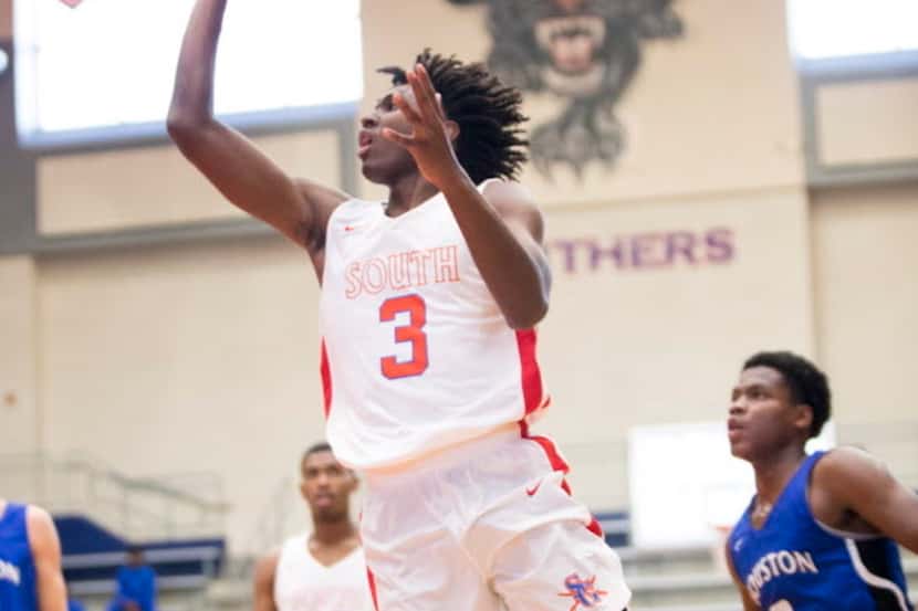 South Garland's Tyrese Maxey (3) shoots during a Thanksgiving Hoopfest matchup between South...