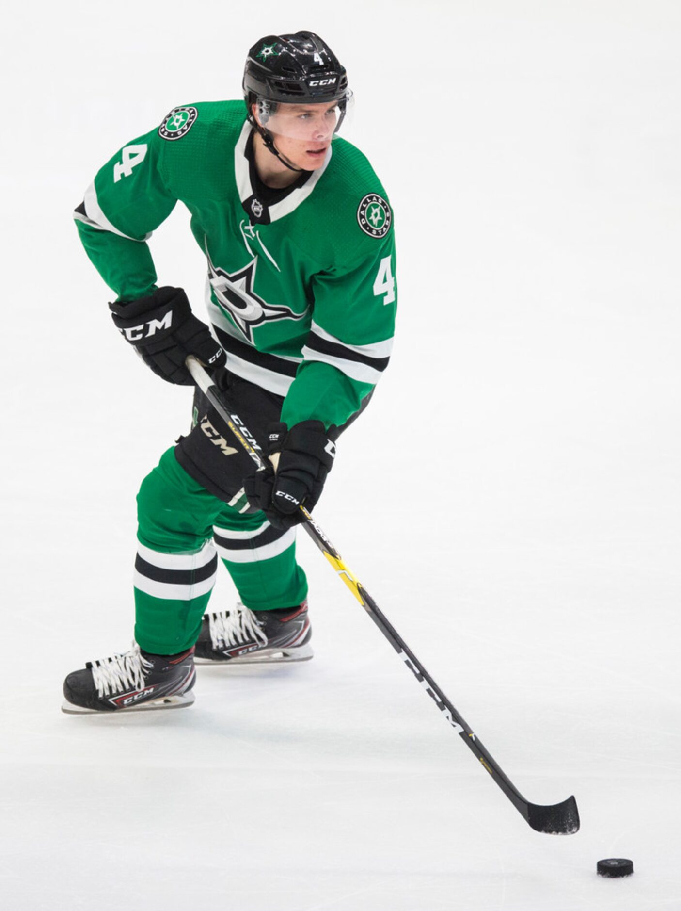 Dallas Stars defenseman Miro Heiskanen (4) looks for a pass during the second period of an...