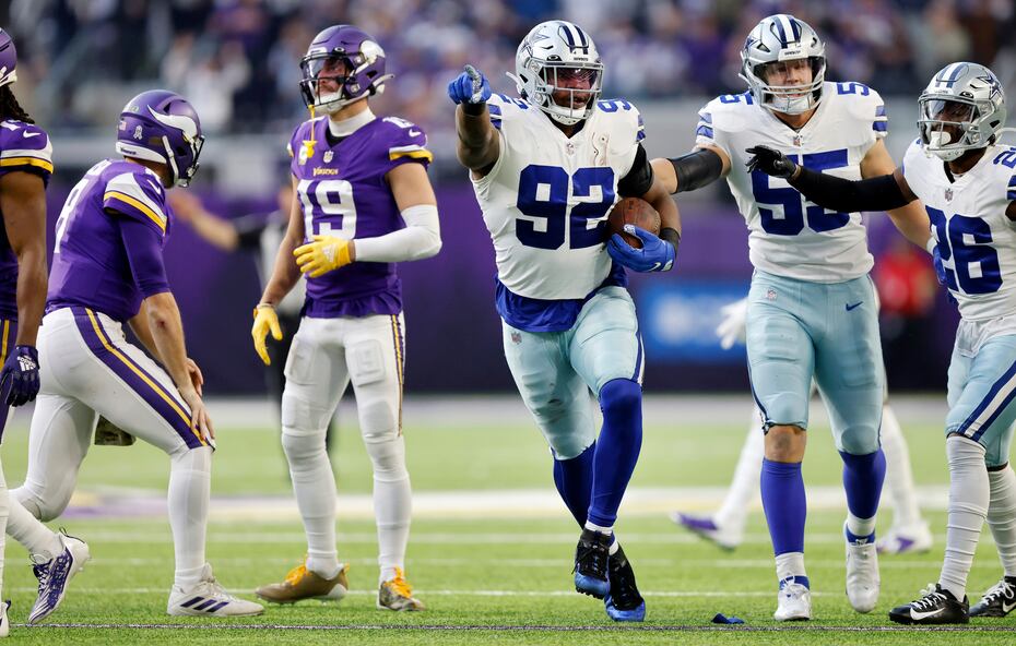 CBS cuts away from Cowboys-Viking game during Dallas blowout