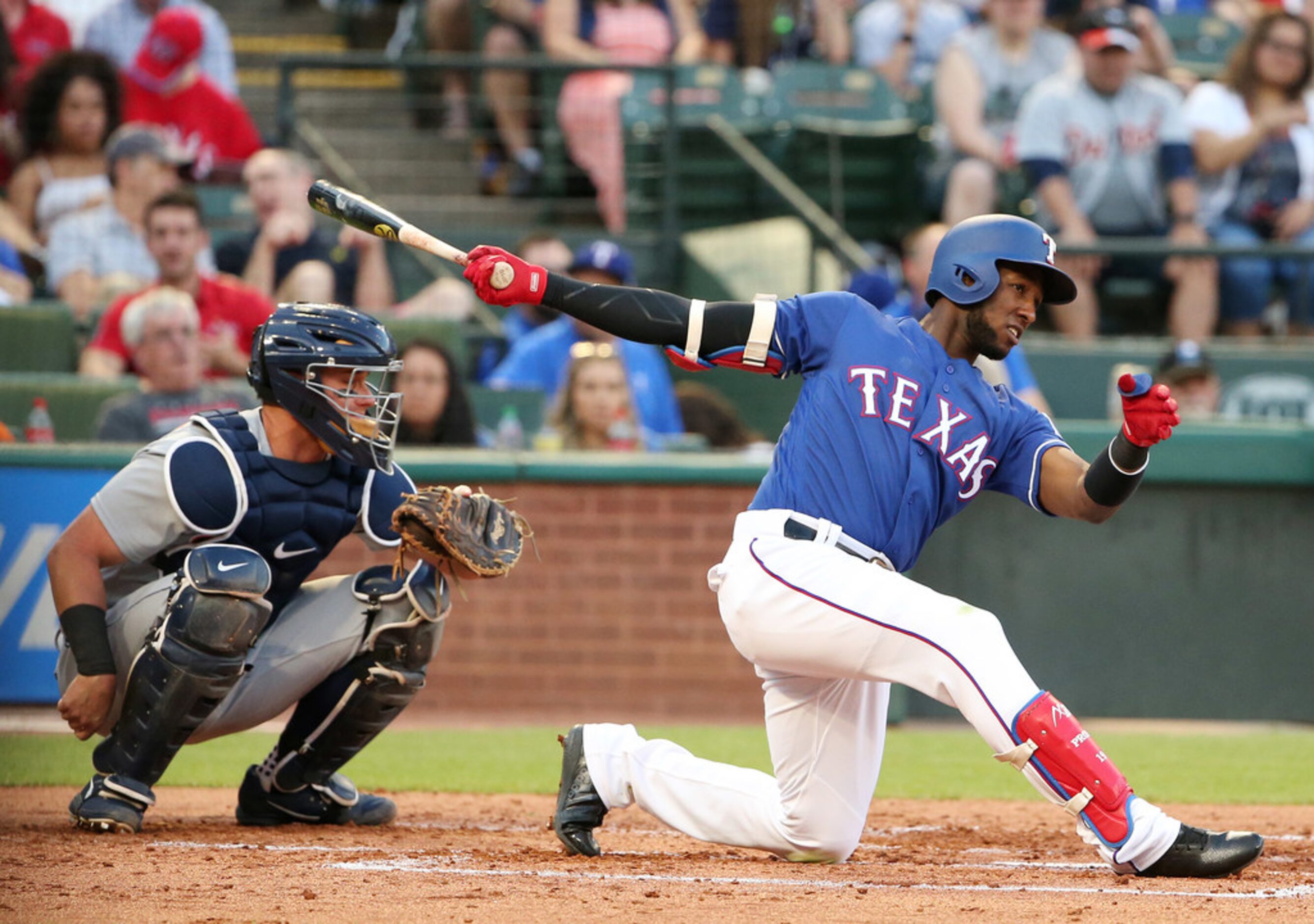 Texas Rangers shortstop Jurickson Profar (19) gets a strike during the second inning in a...