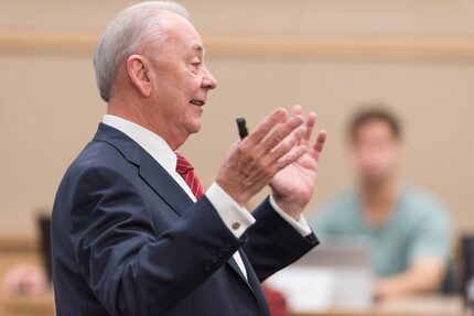 SMU Cox Dean Al Niemi teaches an MBA class Tuesday, Sept. 27, 2016 at the The James M....