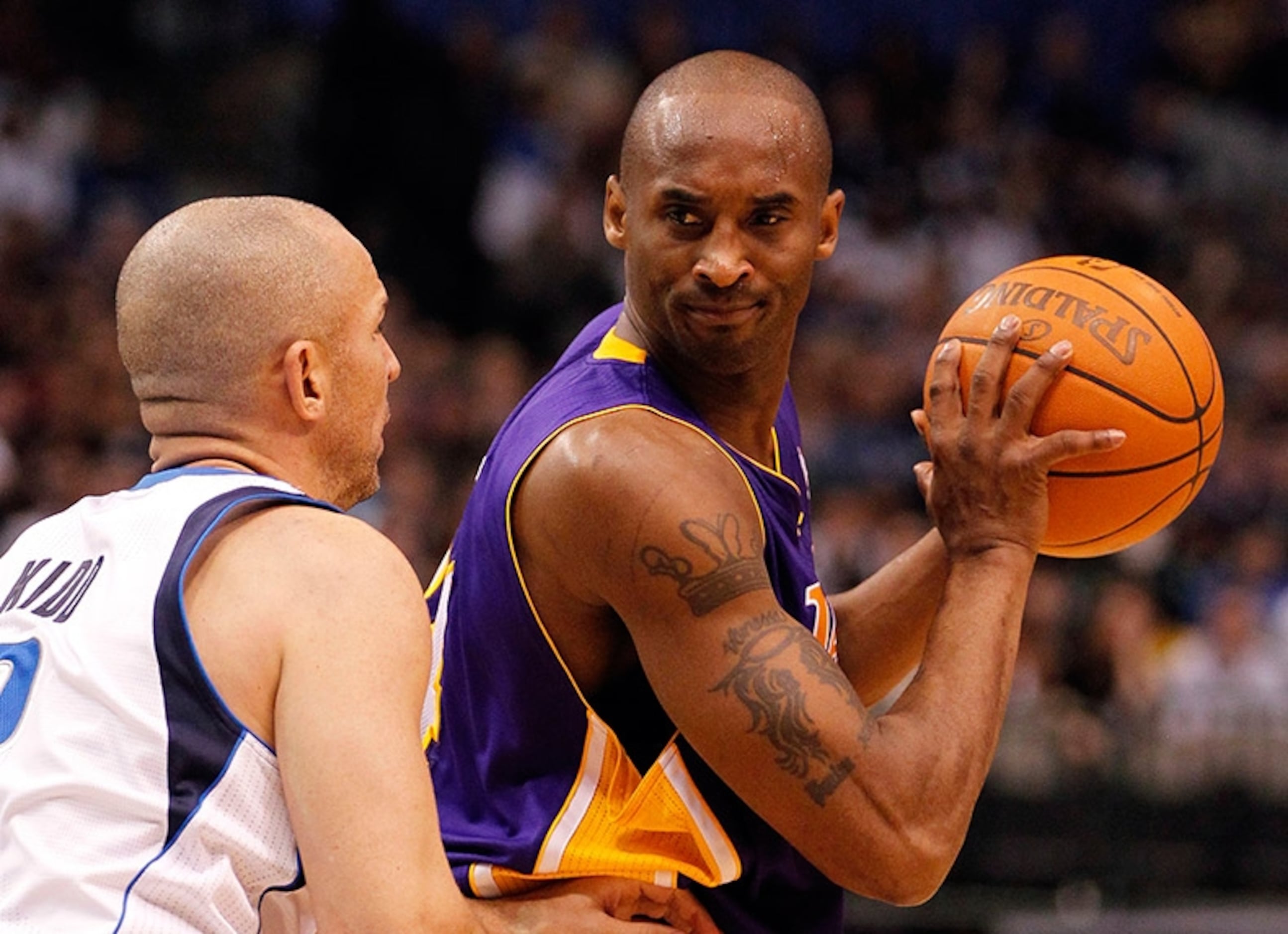 Lakers' Kobe Bryant to play on Christmas Day against Chicago