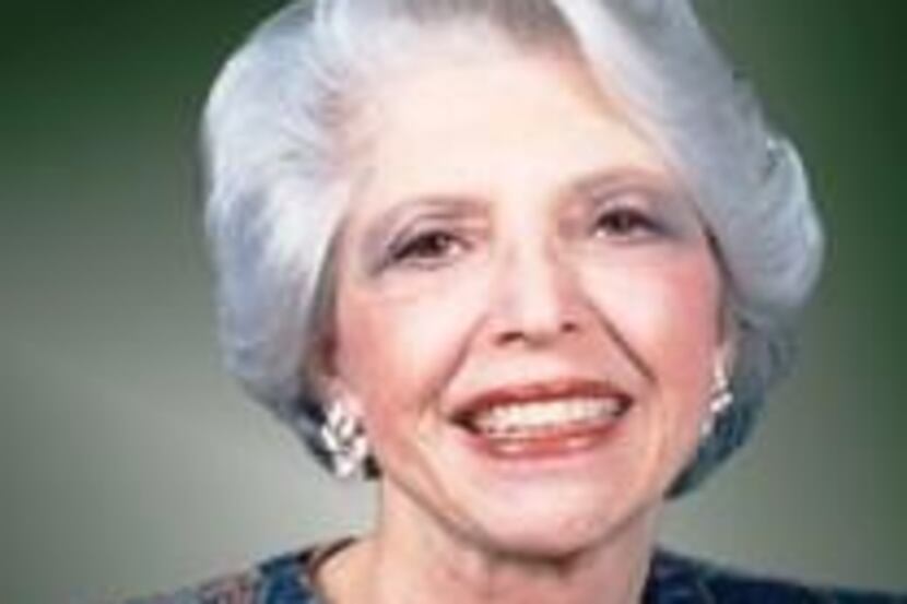 Elene Meyer Davis died June 7 from "complications due to congestive heart failure and the...