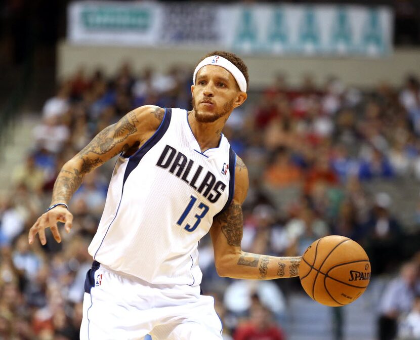 Dallas' Delonte West (13) is pictured during the Houston Rockets vs. Dallas Mavericks NBA...