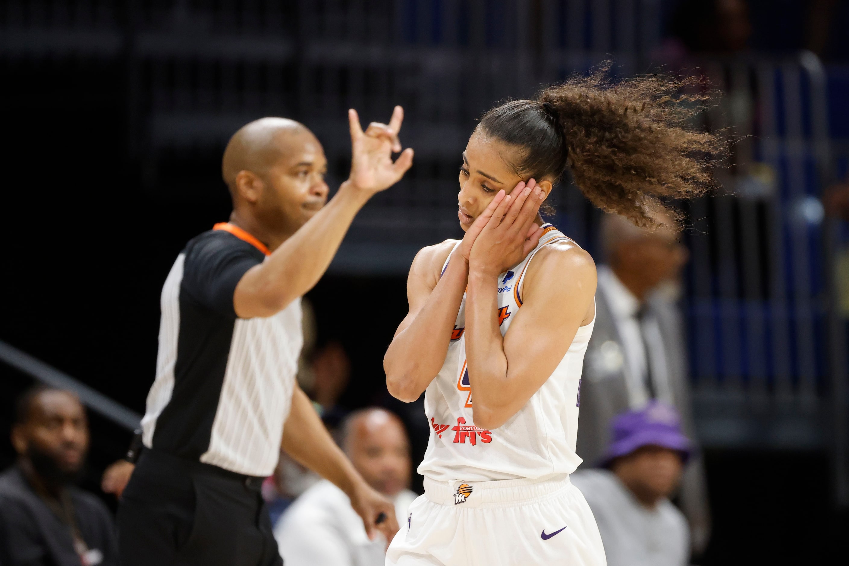 Phoenix Mercury guard Skylar Diggins-Smith (4) gestures a nap after scoring against the...