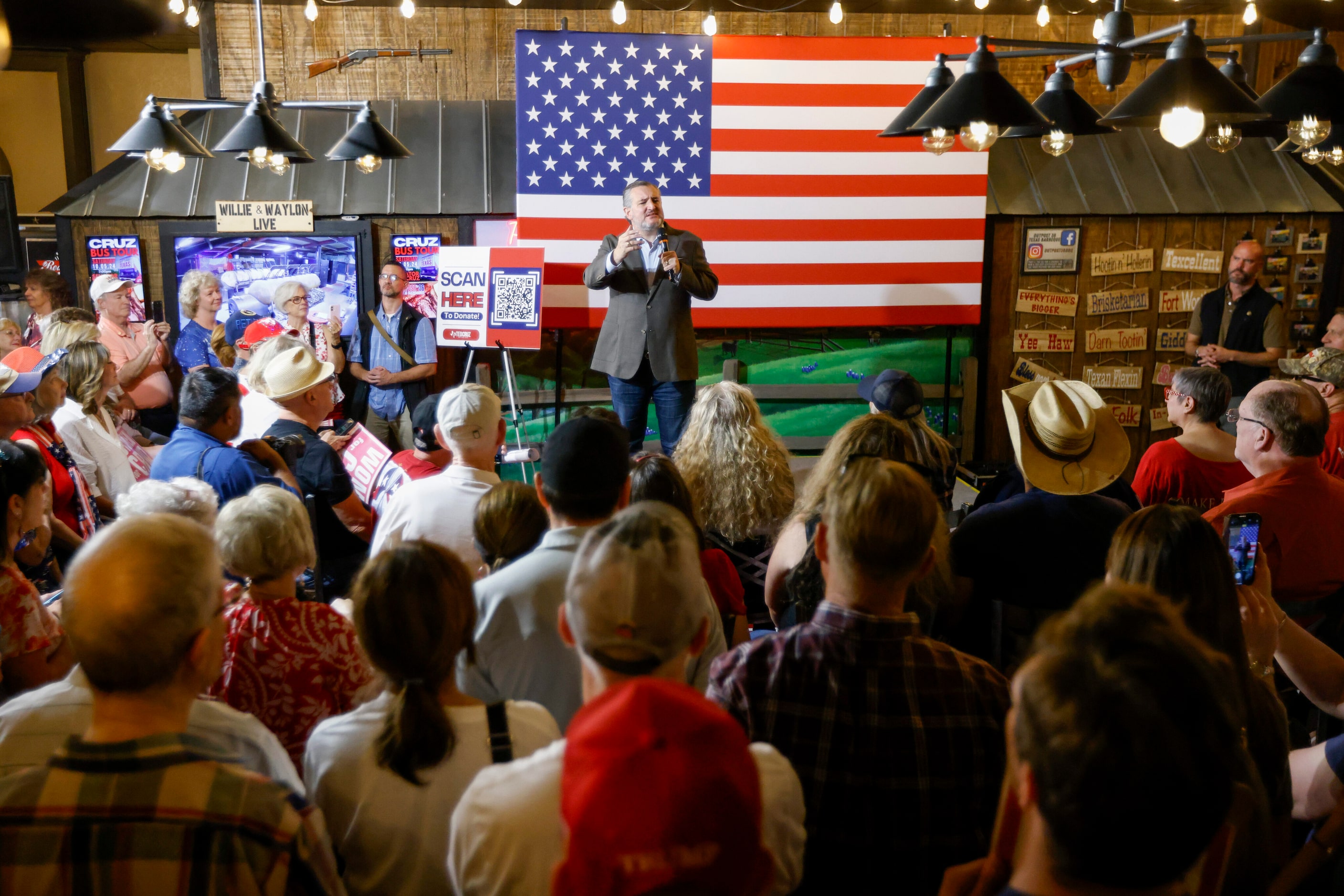 Senator Ted Cruz (R-Texas) speaks during a campaign rally at Outpost 36 BBQ, Saturday, Oct....