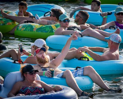 That man cheering for Cody Canada and the Departed at Rockin' the River is me: Dallas...