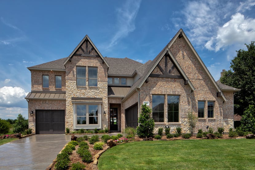 Pacesetter Homes plans to sell houses in the D-FW area priced from the $220,000s to more...