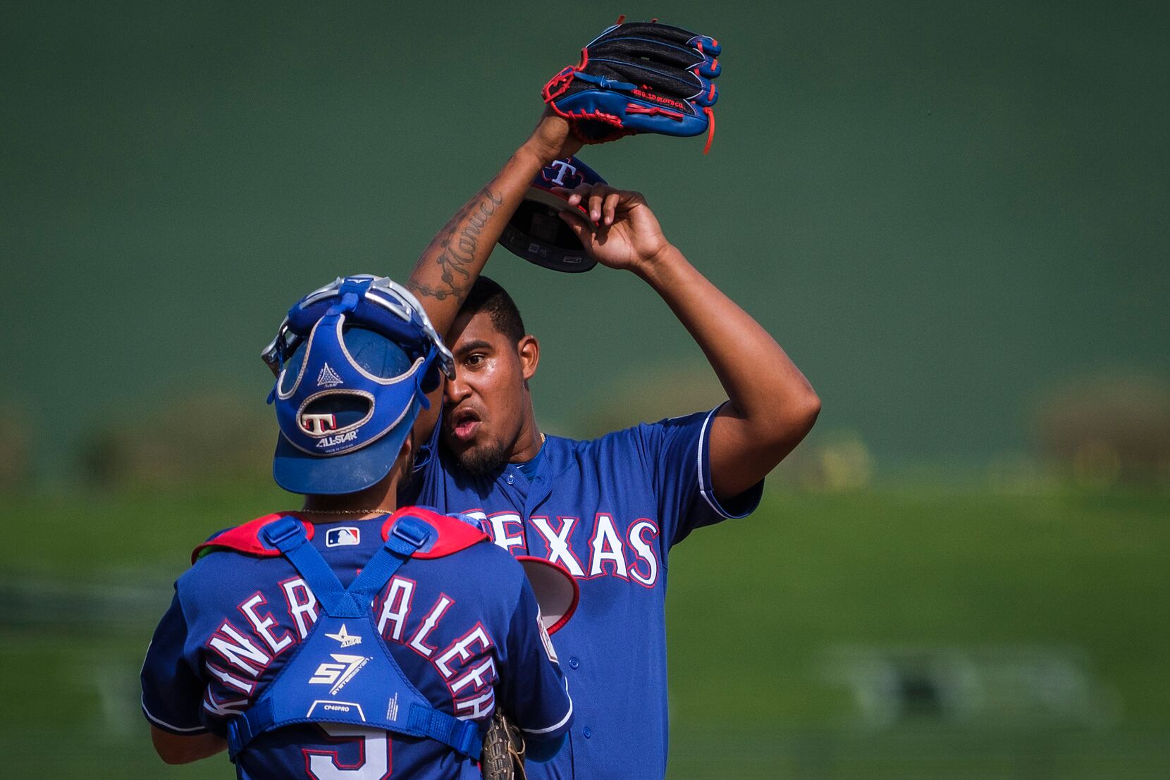 Rangers fans chanted 'We want Houston' after ALDS-clincher. Now, they've  got them