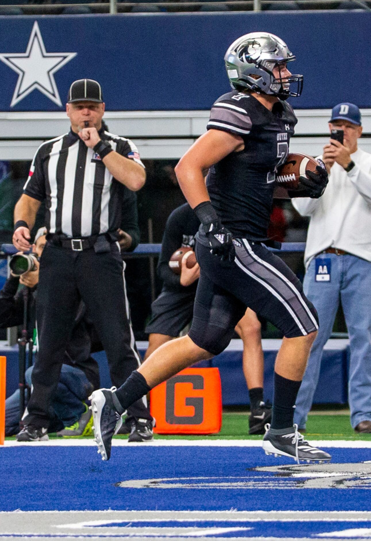 Denton Guyer tight end Cooper Lanz makes the first touchdown for his team against Cedar Hill...