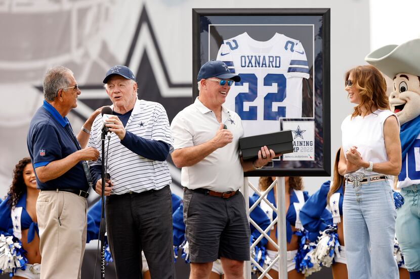 Dallas Cowboys owner Jerry Jones (second from left) compliments City of Oxnard Mayor John C....