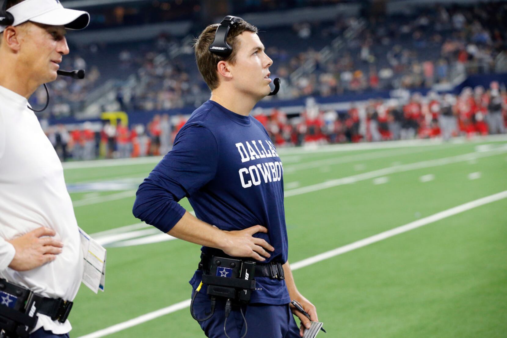 Kellen Moore to stay on as Dallas Cowboys offensive coordinator after  contract extension