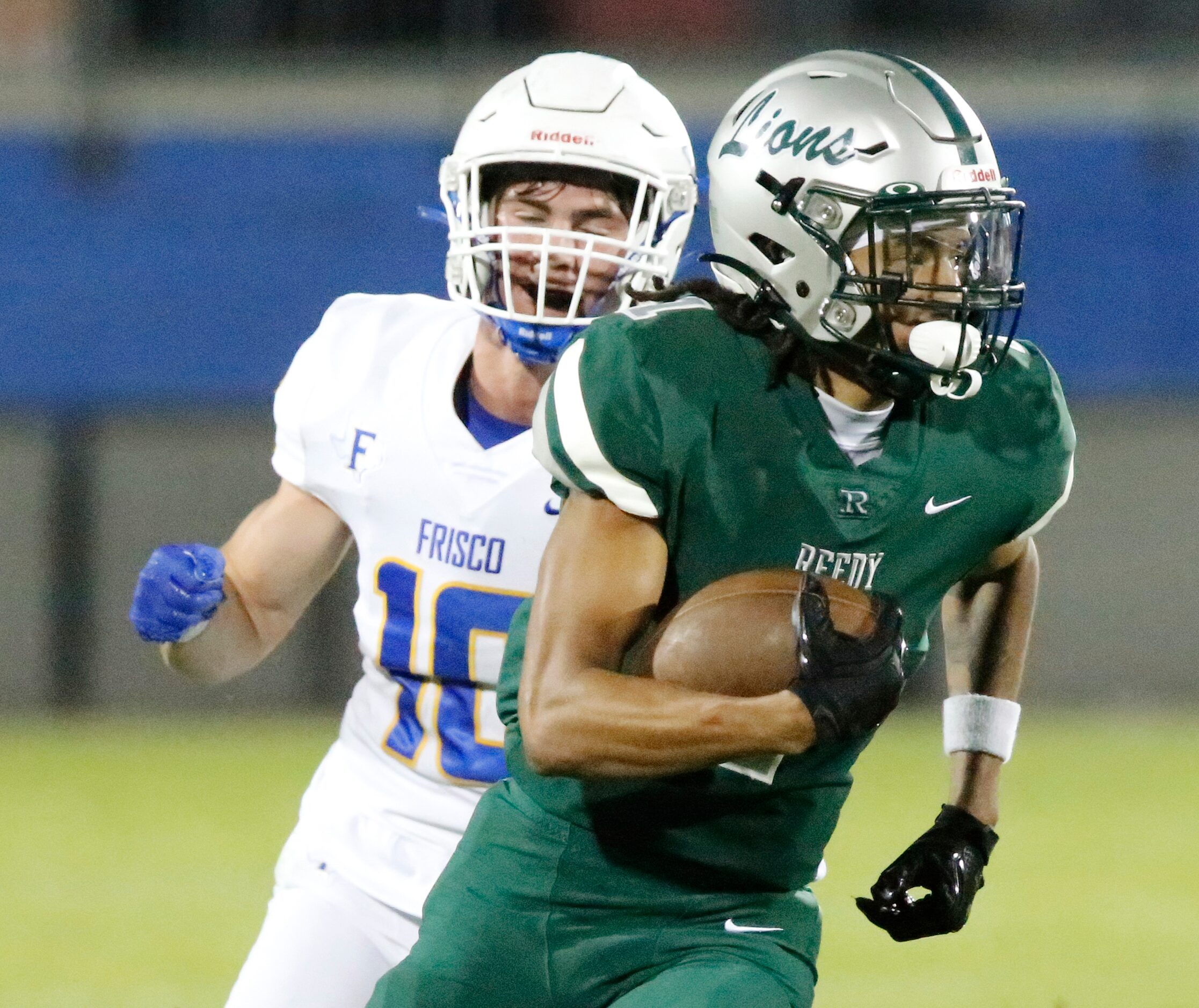 Reedy High School wide receiver Kaleb Smith (1) out runs Frisco High School linebacker Reed...