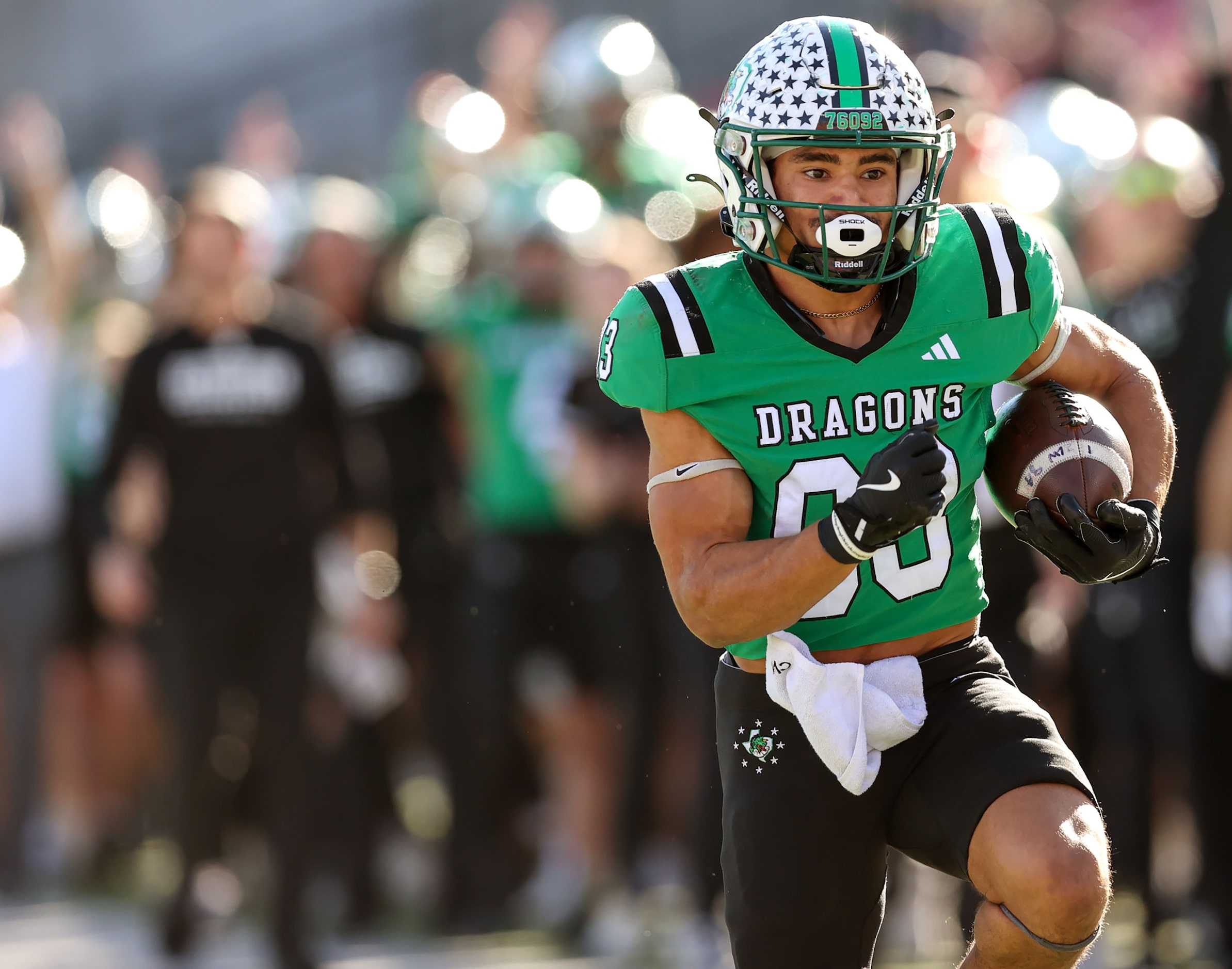 Southlake Carroll running back Christian Glenn goes 35 yards for a touchdown run against...