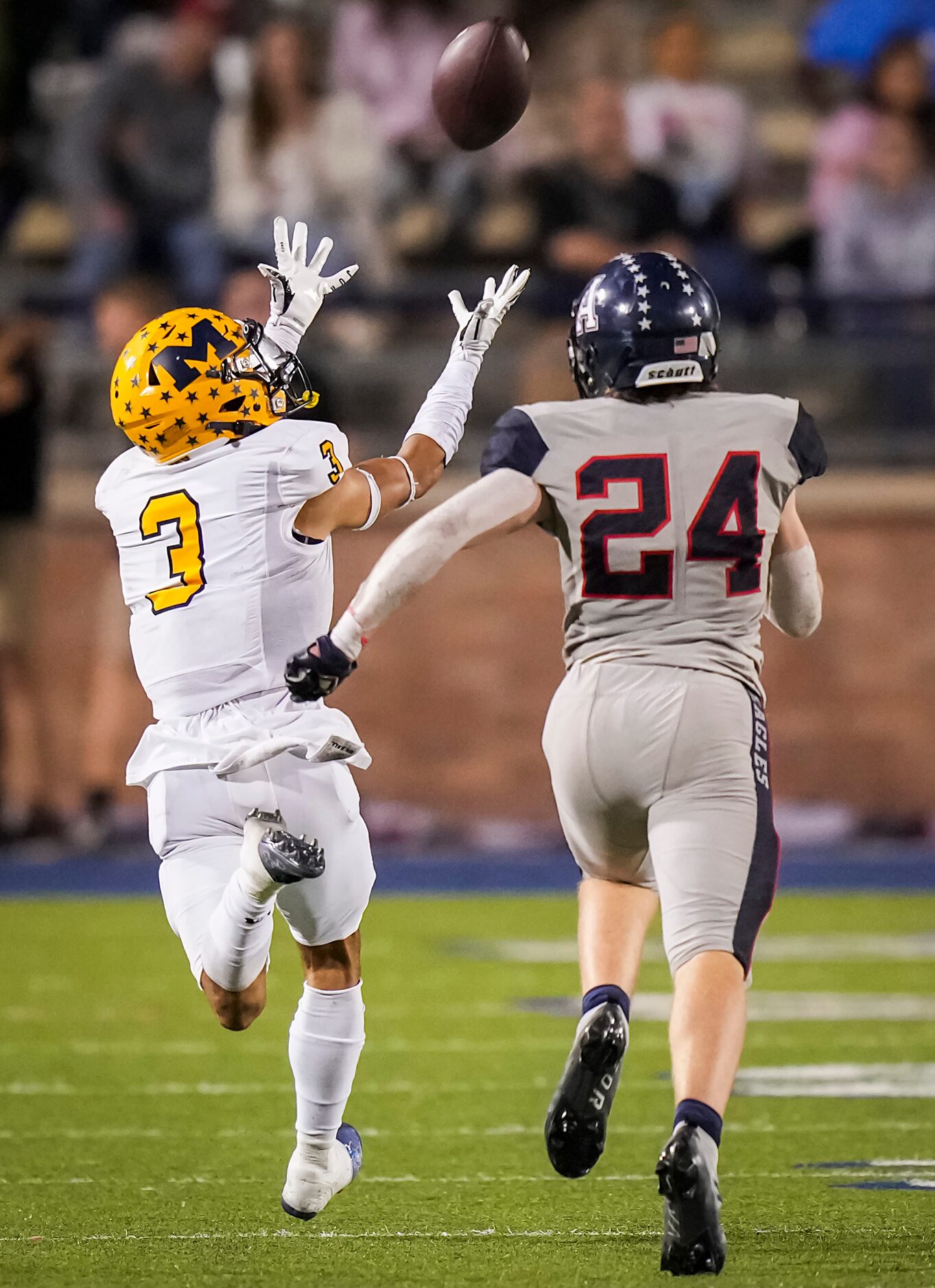 McKinney wide receiver Dylan Brown (3) hauls in a 68-yard pass as Allen linebacker Mitchell...