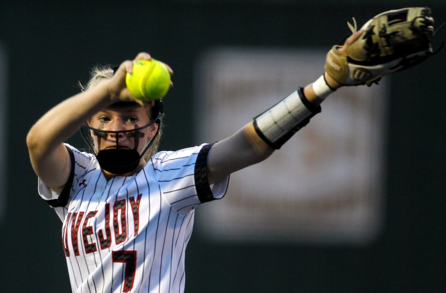 Lovejoy pitcher Jade Owens (7) delivers a pitch to a Hallsville batter during the top of the...