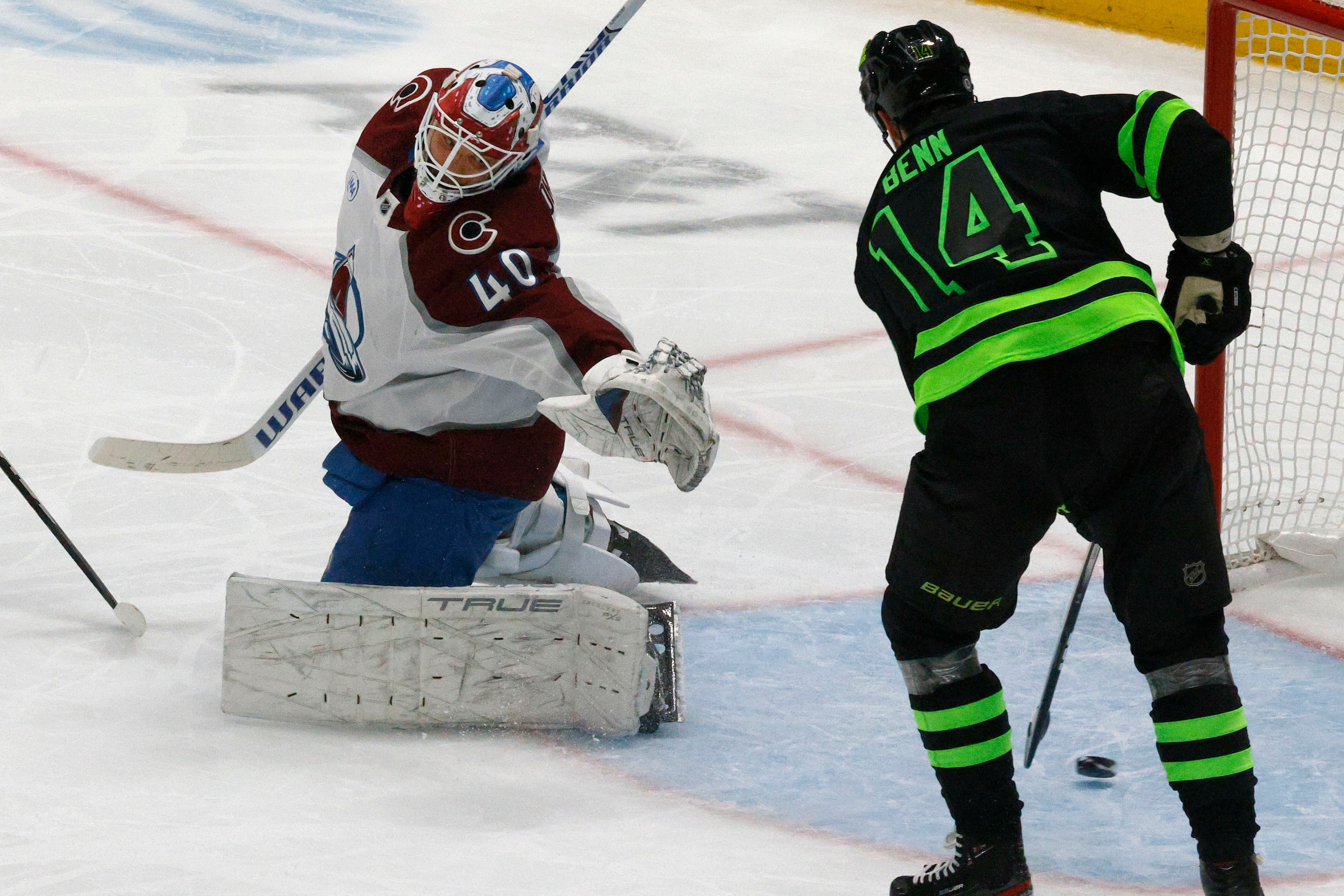 Dallas Stars left wing Jamie Benn (14) scores a goal against Colorado Avalanche goaltender...