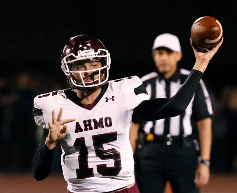 Wylie quarterback Emilio Ames (15) throws a pass in the second quarter as Prosper High...