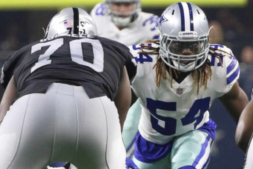 Dallas Cowboys Jaylon Smith (54) gets set for a play during the 2nd quarter of action of the...