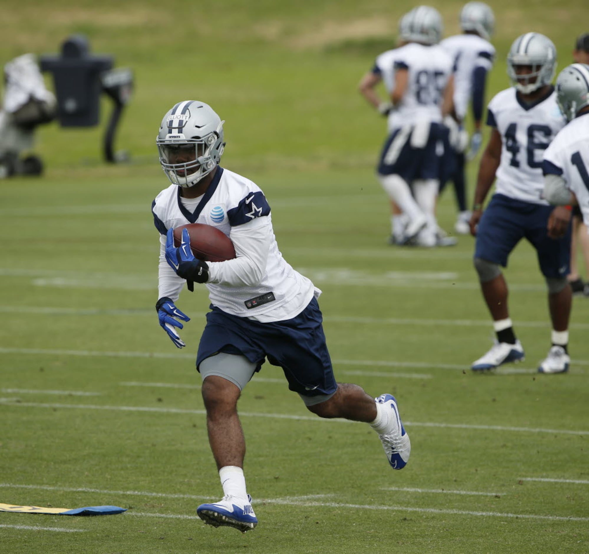 Will Ezekiel Elliott be a progress stopper on the Cowboys?