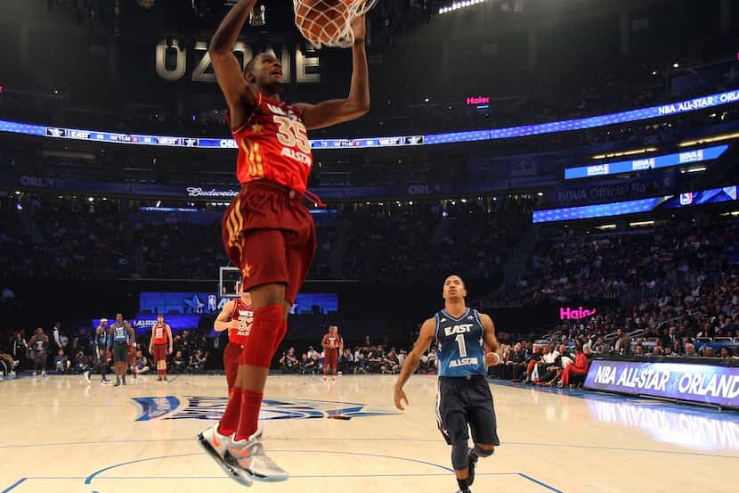 El espectáculo del Juego de Estrellas de la NBA se presenta el domingo en el United Arena de...