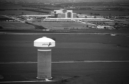 This 1992 aerial photo of far west Plano shows the newly built EDS headquarters at Legacy...