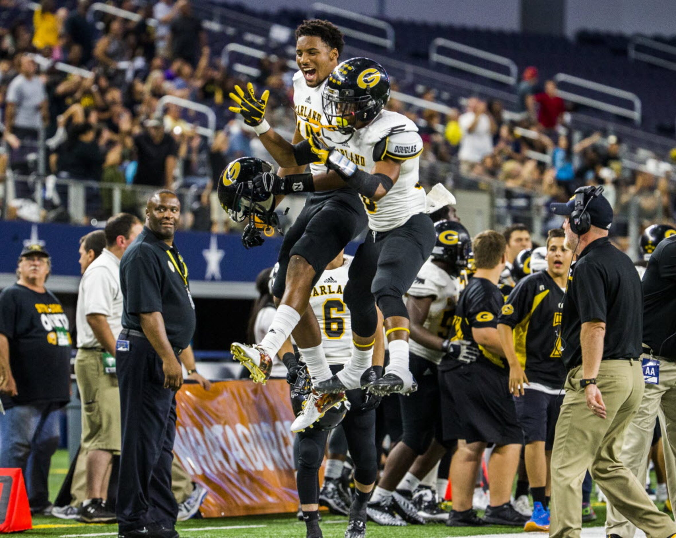 Garland wide receiver Melvin Loveless (17) and Garland defensive back Josh Thompson (10)...