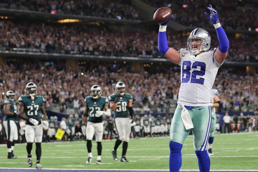 Dallas Cowboys tight end Jason Witten (82) celebrates after catches the winning touchdown in...