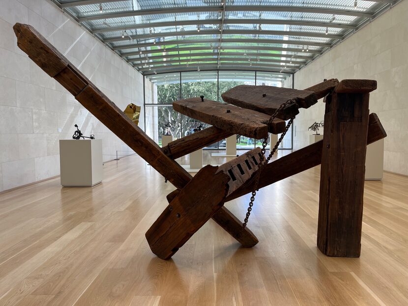 Mark di Suvero: "Hankchampion" (wood, steel hardware and chain, 1960) at the Nasher...