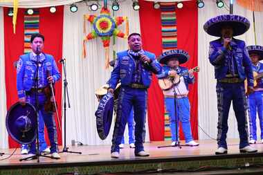 Mariachi Mexicanísimo se presenta en el festejo por el Día del Padre 2024 en La Gran Plaza...