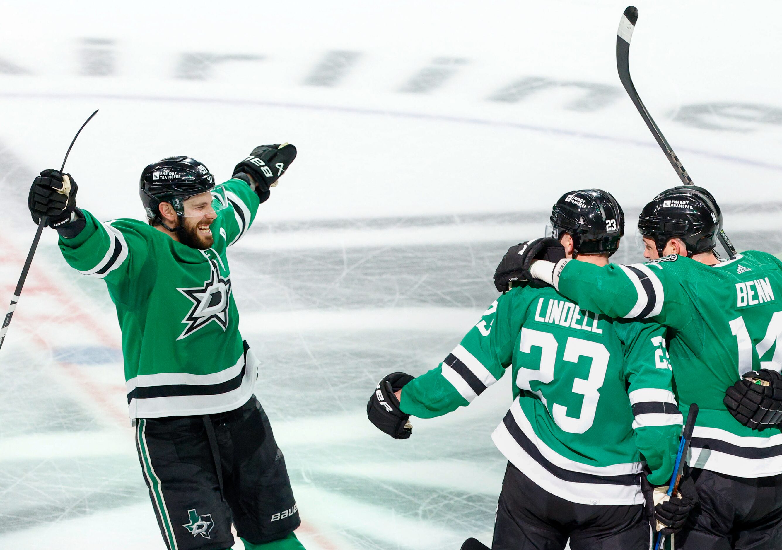 Dallas Stars defenseman Esa Lindell (23) celebrates with his teammates center Tyler Seguin...