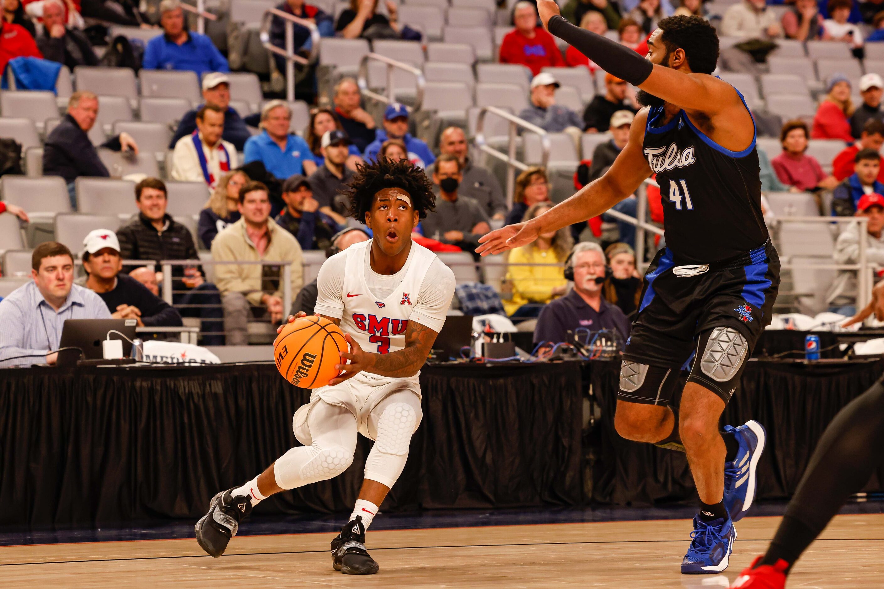 Southern Methodist Mustangs guard Kendric Davis (3) gets ready for a shot as Tulsa Golden...