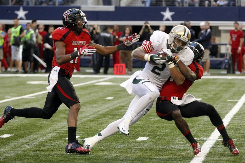The unbeaten Baylor Bears face the Texas Tech Red Raiders in Arlington's AT&T Stadium at 6...