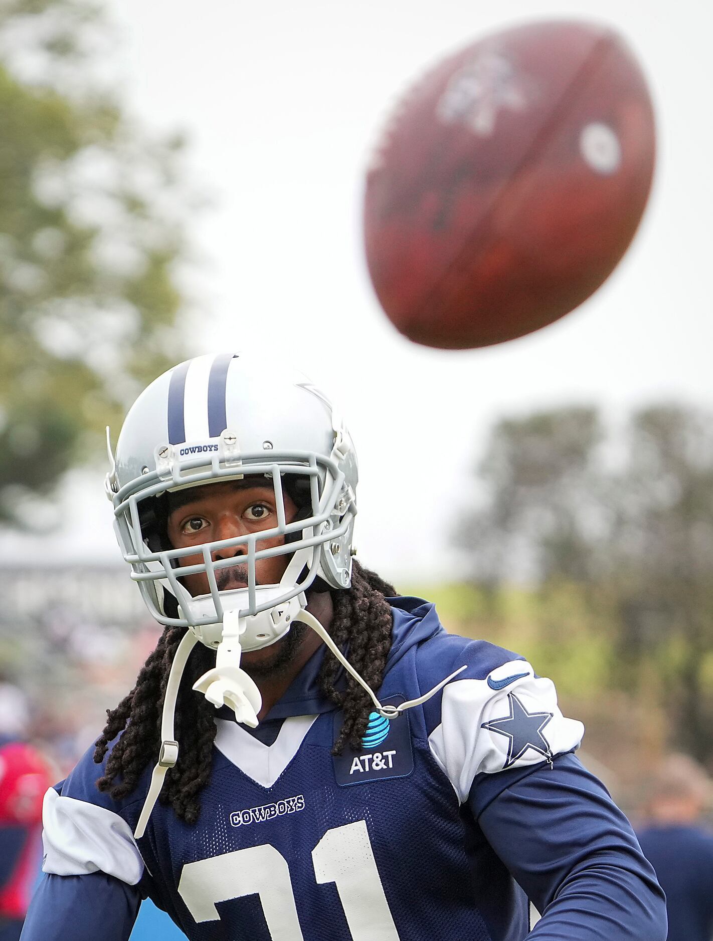 Dallas Cowboys cornerback Maurice Canady keep his eye on the ball during drill at training...