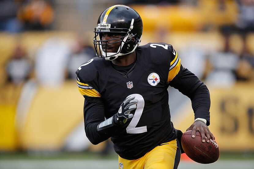 PITTSBURGH, PA - OCTOBER 18:  Mike Vick #2 of the Pittsburgh Steelers looks to pass during...