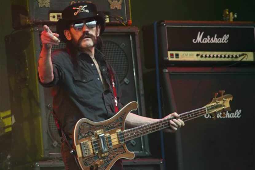 El bajista y vocalista principal de Motörhead, Ian “Lemmy” Kilmister, falleció a los 70 años...