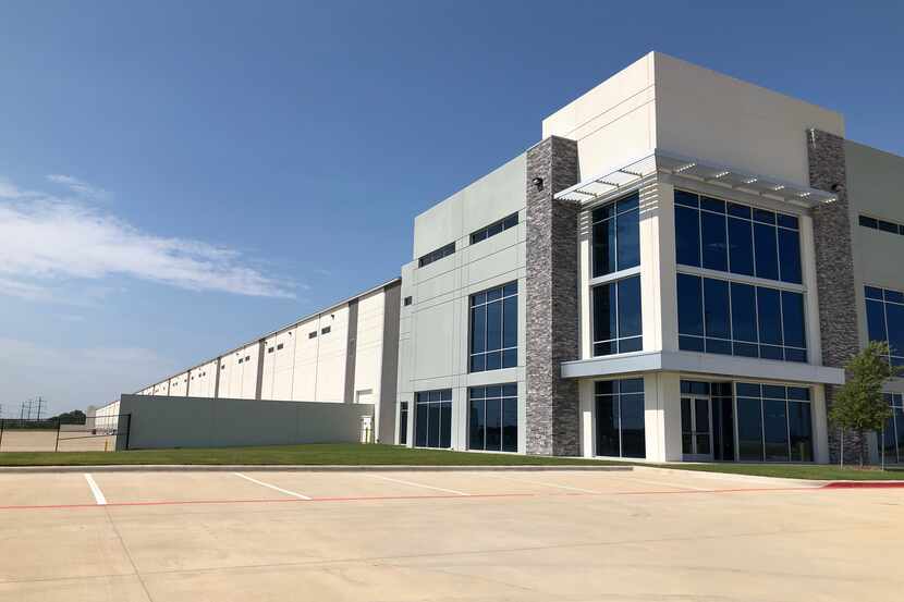 Amazon just leased a more than 1 million square foot warehouse in southern Dallas County.