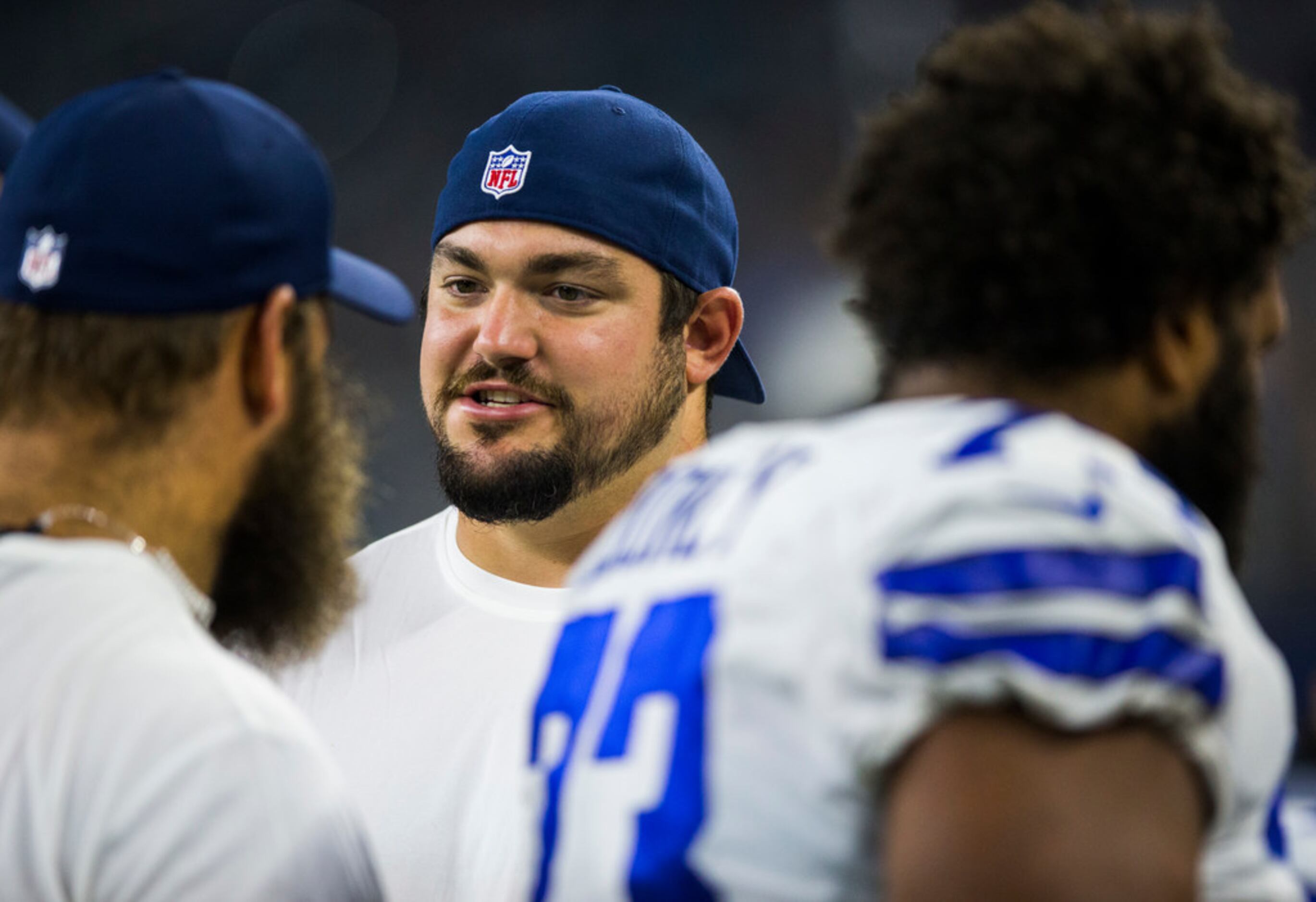 Cowboys' Zack Martin gives Texans' Nick Martin some brotherly advice